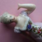 Figuuri posliinia nainen vuodelta 1899 ,korkeus 8cm - pikkukuva 4
