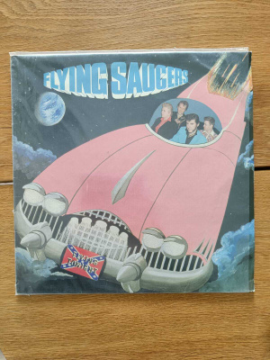 AUCTION - FLYING SAUCERS LP