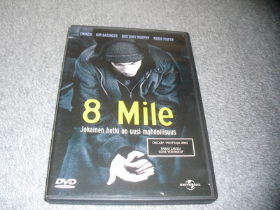 8 MILE (Eminem)***