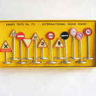 Dinky Toys - Metal Signs Like New - pikkukuva 1
