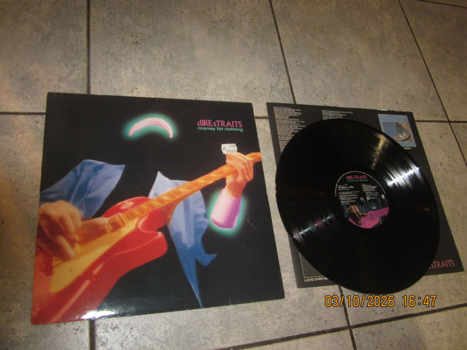 Dire Straits - Money For Nothing ; UK VERH 64