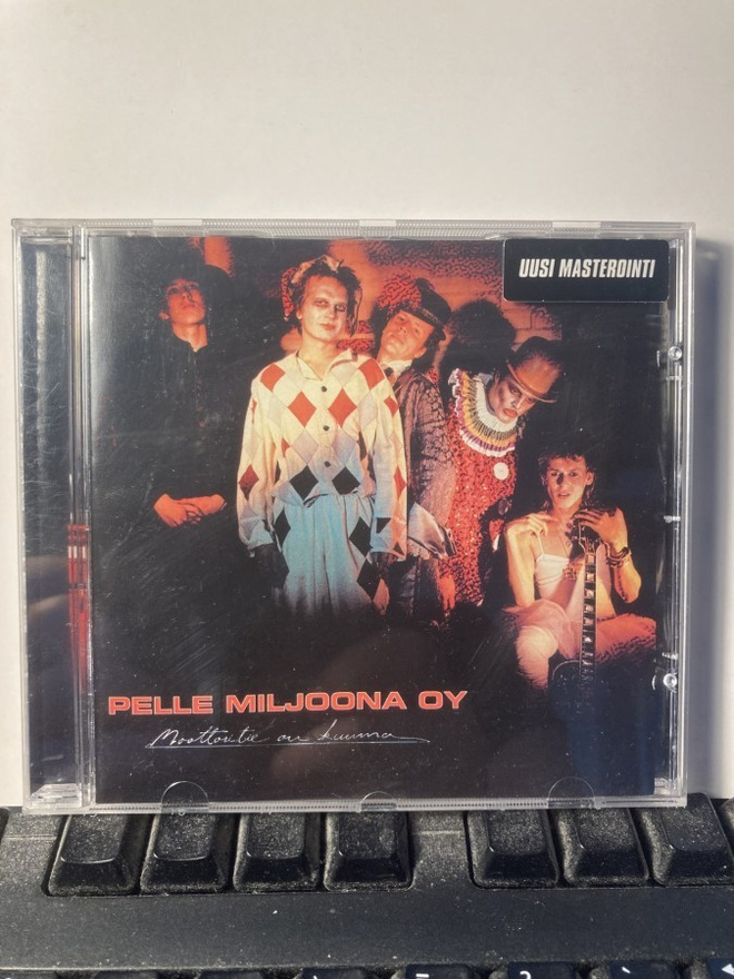 PELLE MILJOONA OY: Moottoritie on kuuma, CD, rem.
