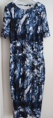 IHANA MEKKO, koko M (L)