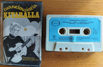 PEKKA NIKUNEN&JORMA HOVI YHT-TUNNELMOINTIA KITARALLA-Kasetti
