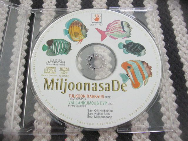 Miljoonasade - Tulkoon rakkaus (cds)