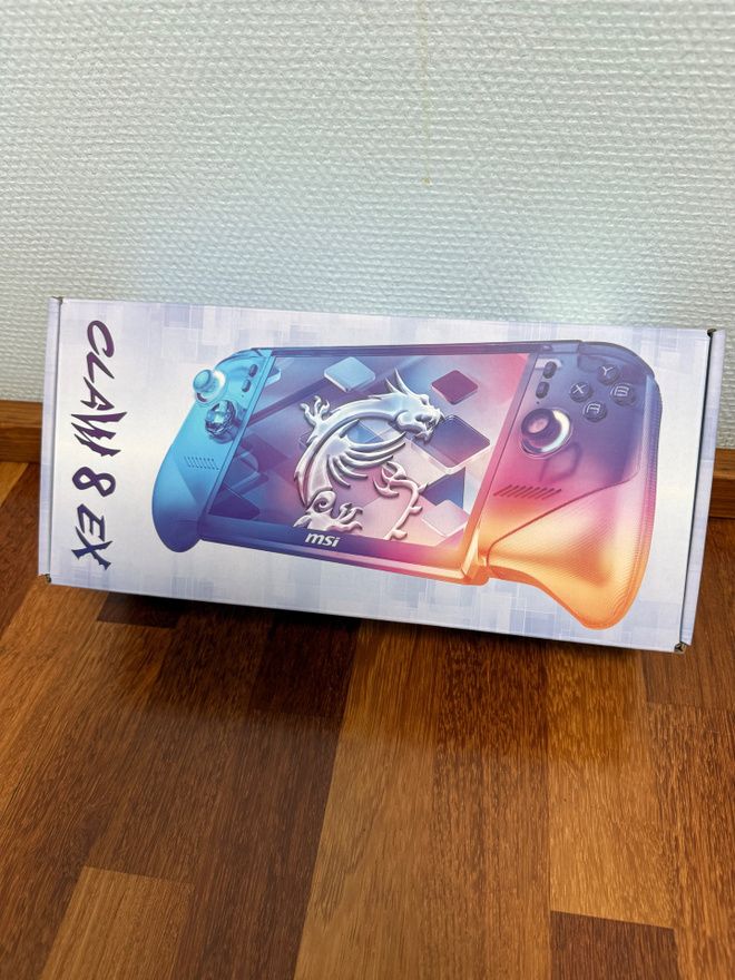 MSI CLAW 8 EX AI+ käsikonsoli