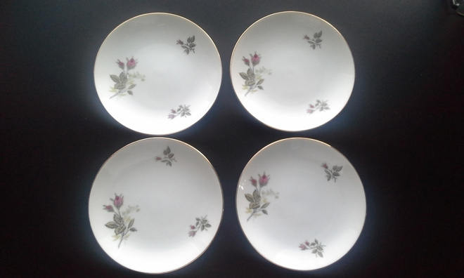 Arabia Soma leivoslautanen 15,5 cm 4 kpl.