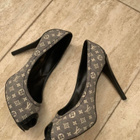LOUIS VUITTON MONOGRAM KENGÄT KOKO 36 - pikkukuva 1