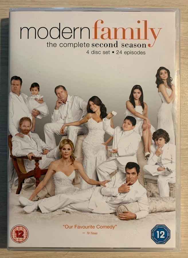 Moderni perhe (Modern Family): Kausi 2 (4DVD)