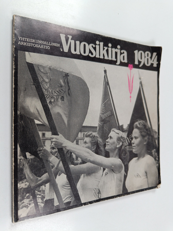 Vuosikirja 1984 : yhteiskunnallinen arkistosäätiö