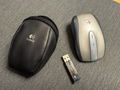 Logitech V500 Cordless Notebook Mouse hiiri