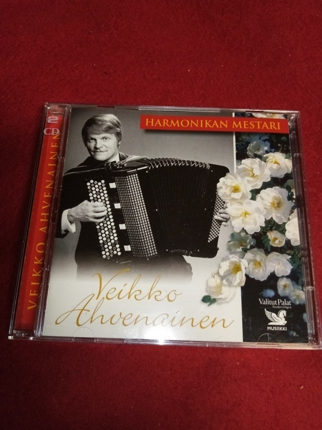 VEIKKO AHVENAINEN - HARMONIKAN MESTARI 2CD  (Sis.postikulut)
