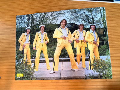 INTRO JULISTE RUBETTES HYVÄ