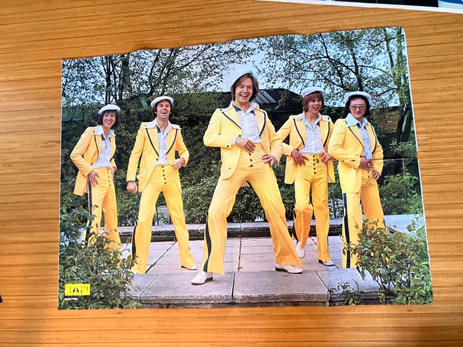 INTRO JULISTE RUBETTES HYVÄ