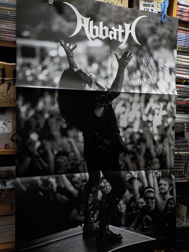 ABBATH FOLD-OUT JULISTE NIMMARILLA