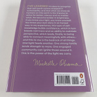 Michelle Obama : The light we carry : overcoming in uncer... - pikkukuva 2