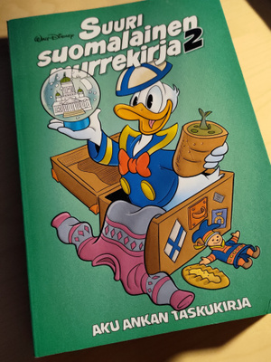 Aku Ankka - Suuri suomalainen murrekirja 2
