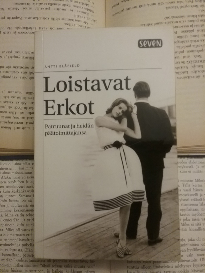 Antti Blåfield - Loistavat Erkot (pokkari)