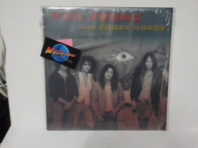 NEIL YOUNG AND CRAZY HORSE - WWO SESSIONS.. EX+/M- LP