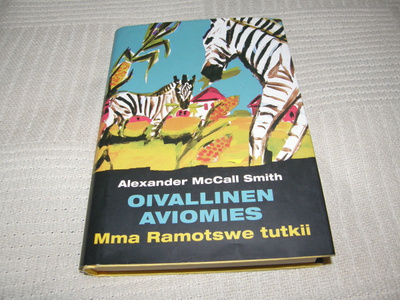 McCall Smith Oivallinen aviomies -sid