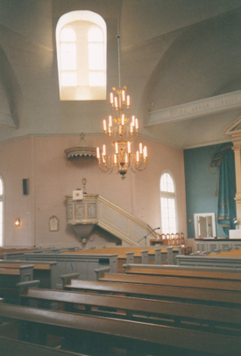 KIRKKOKORTTI - LUOPIOISTEN KIRKKO - SISÄKUVA