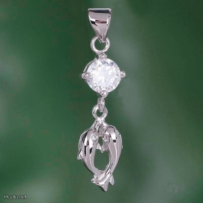 800 .. 925 Sterling Silver Double Dolphin .. Kaulakoru