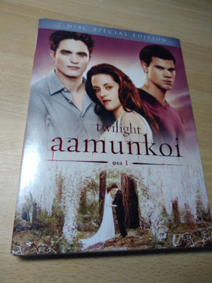 TWILIGHT AAMUNKOI osa 1 DVD nordic