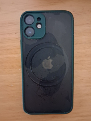 Myydään iphone 13 64gt 5g