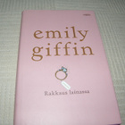 Emily Giffin Rakkaus lainassa -sid - pikkukuva 1