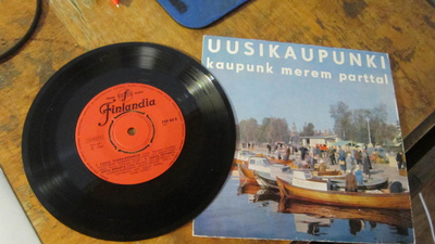 Uusikaupunki kaupunk merem parttal 7" pep 84 1968