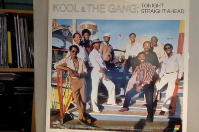 KOOL & THE GANG :: TONIGHT :: VINYYLI MAXI 12".  FIN-1984 !!