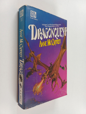 Anne McCaffrey : Dragonquest