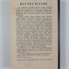 Eric Linklater : Kuussa tuulee - pikkukuva 2
