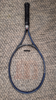 Tennismaila nuorelle pelaajalle Wilson
