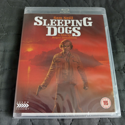 Sleeping Dogs Blu-Ray Blu-Ray **muoveissa**