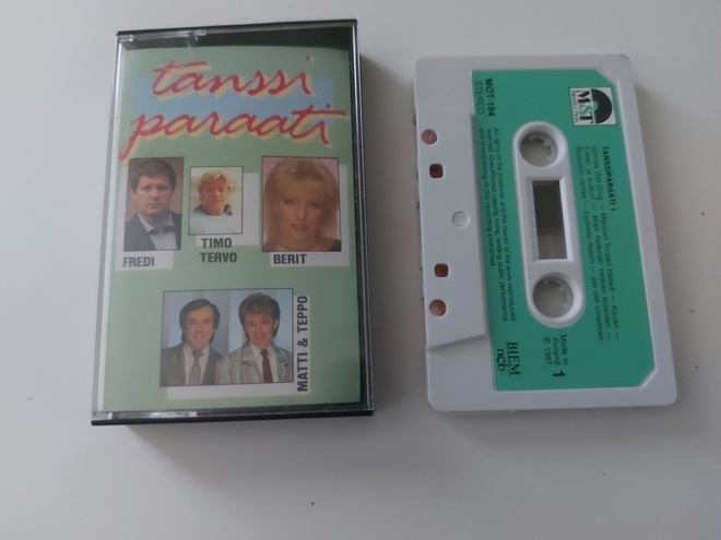TANSSIPARAATI 1 - Danny, Berit ym.  c-kasetti