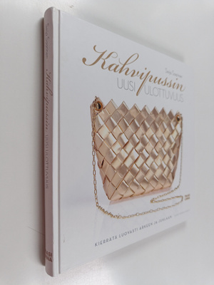 Seija Saarinen : Kahvipussin uusi ulottuvuus