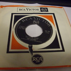 7" single : Lee Gaines : Villiruusu ( Sis. postikulut ) - pikkukuva 2