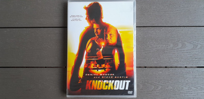 DVD: Knockout (Daniel Magder, Steve Austin 2011) UUSI