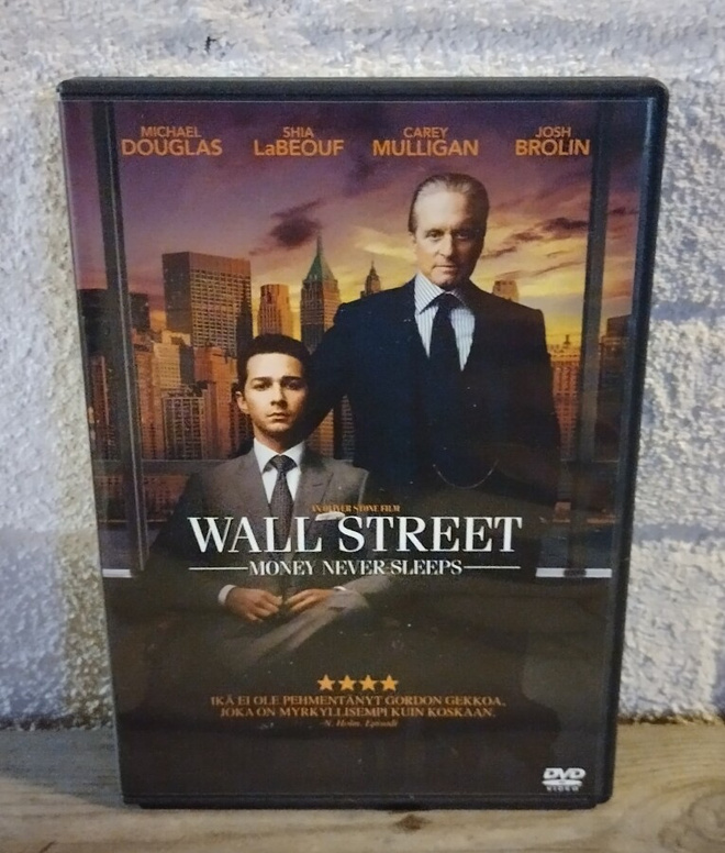 WALL STREET - MONEY NEVER SLEEPS