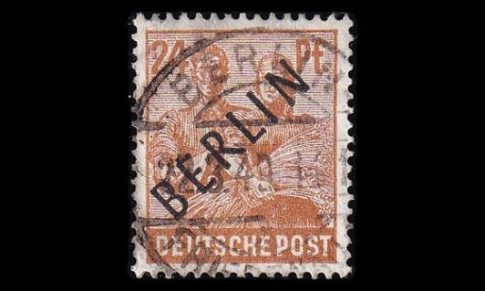 Berlin 9 o Musta päällepainama 24 Pf (1948)