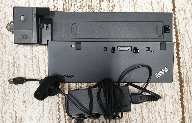 Lenovo ThinkPad Ultra Dock 90 W - telakointiasema