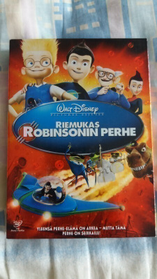 Riemukas Robinsonin perhe, DVD, sis. postikulut