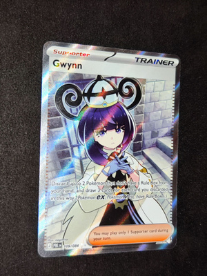 Pokemon Holo Gwynn Pitch Black 109