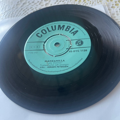 LIL-JÖRGEN PETERSEN: Manzanilla * Two Dark Eyes  * FIN 1962