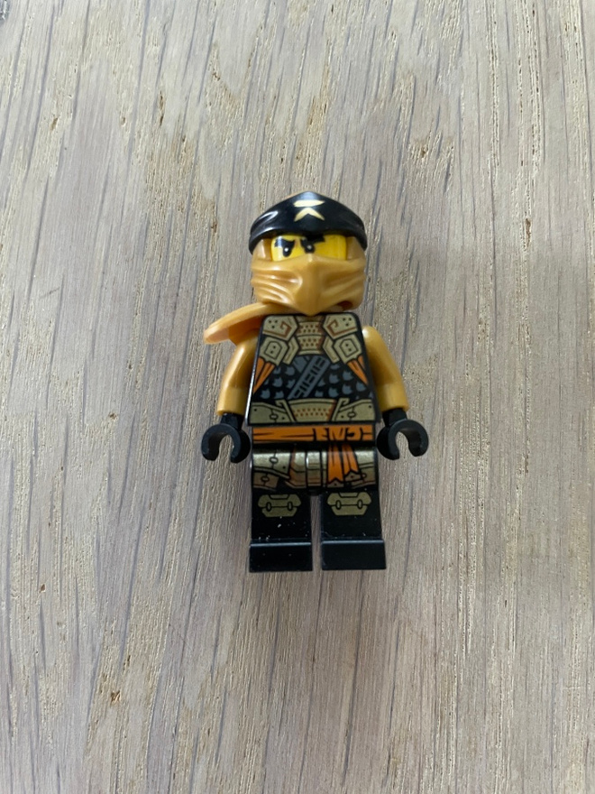 LEGO - Ninjago NJO0758: Cole (Golden Ninja) - Crystalized