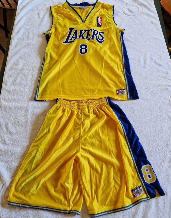 Kobe Bryant La Lakers peliasu koko L hieno