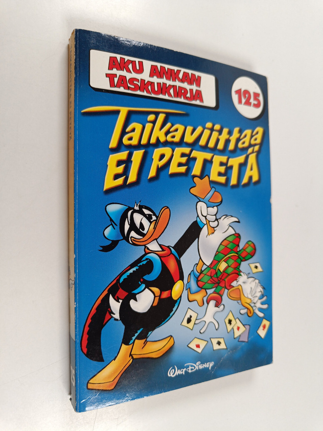 Walt Disney : Taikaviittaa ei petetä!