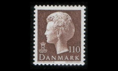 Tanska 681 ** Margrethe 110 öre ruskea (1979)
