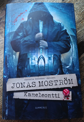 Jonas Moström: Kameleontti